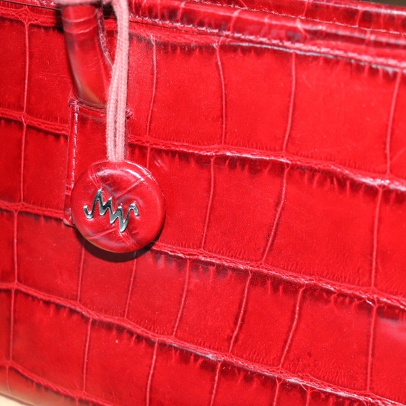 Monsac Handbag Red (blue hue) Alligator Embossed Leather - Picture 6 of 9